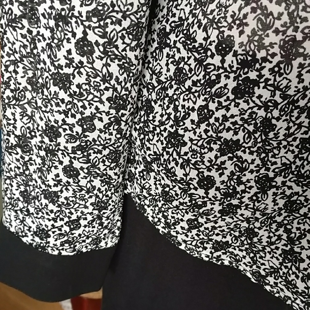 Classic blouse - Picture 5 of 5